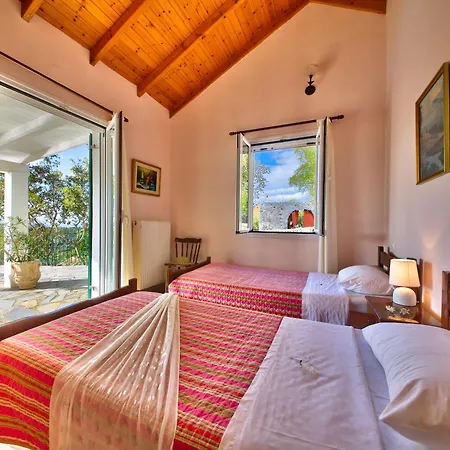 Villa Gerassimos Fabulous 3 Bed Kefalonia *