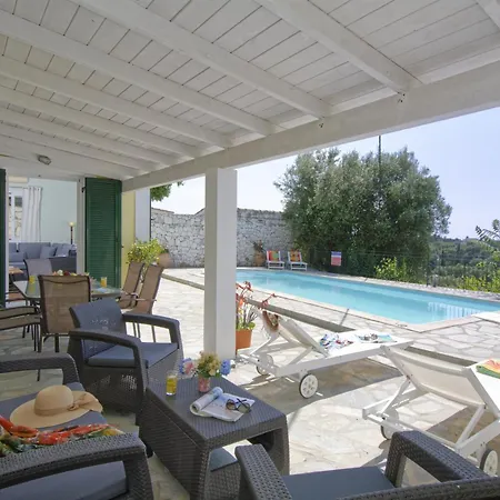 Gerassimos Fabulous 3 Bed Kefalonia فيلة